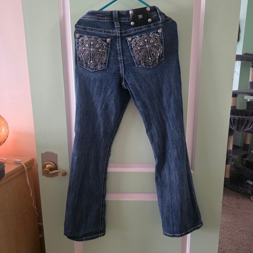Miss Me. Size 30.  Bootcut. Midrise.